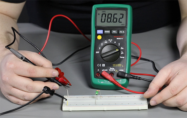 How to Measure Current in a Circuit | DigiKey